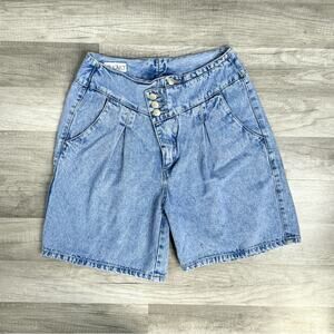 29” Waist Vintage 80s Nuovo Pleated Denim Western Shorts Cowgirl Bareback